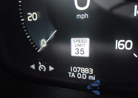 2016 Volvo Xc90 T6 Momentum из США, поврежденный, VIN YV4A22PK1G1088530